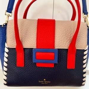 Kate Spade crossbody with handle.